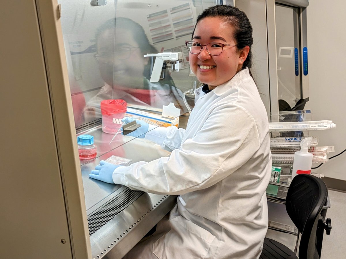 Female researcher in the lab.